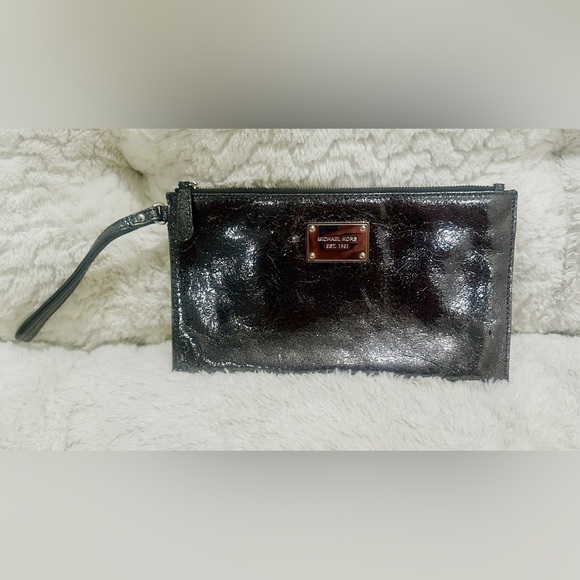 Michael Kors Gun Metal Wristlet - Picture 1 of 7